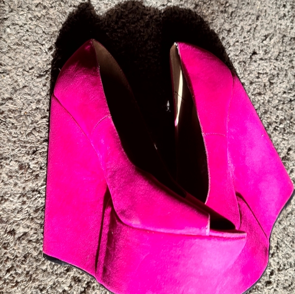 NEW LOVE Culture fushia faux suede platform wedge sz8 shoe - Picture 9 of 9